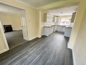Open Plan Dining Kitchen- click for photo gallery